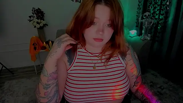 MoonLghte online show from 11, 10, 2025