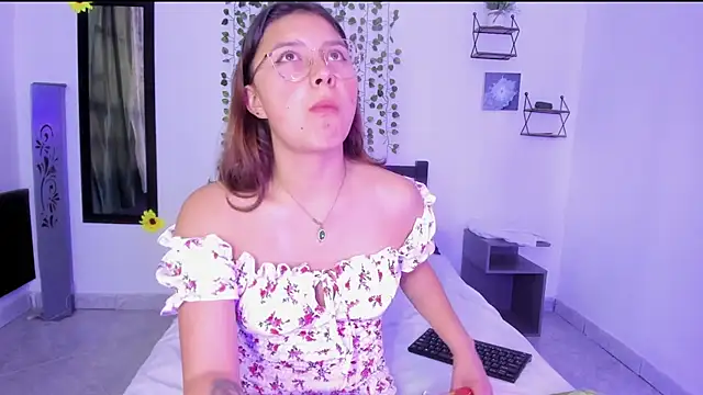 Noellesable online show from 29, 12, 2024