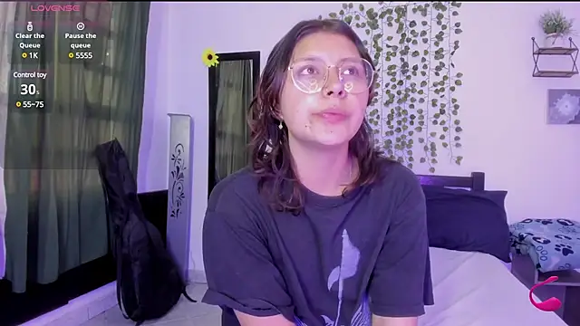 Noellesable online show from 22, 2, 2025