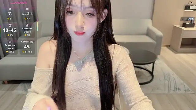 Snapshot of Unique-yiyi chatting on 8, 11, 2025 Unique-yiyi online show from 8, 11, 2025