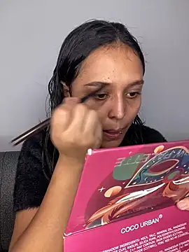 Snapshot of Sweet_xuee18 chatting on 6, 1, 2025 Sweet xuee18 online show from 6, 1, 2025