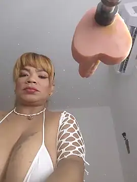 Snapshot of milf_venus chatting on 22, 5, 2026 milf venus online show from 22, 5, 2026