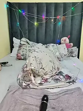 TheeNicole online show from 27, 2, 2026