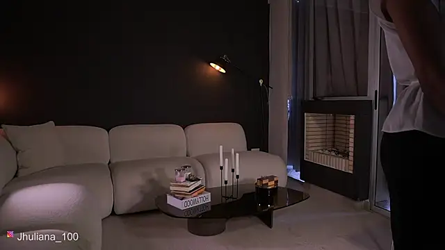 paulacora100 online show from 24, 5, 2026