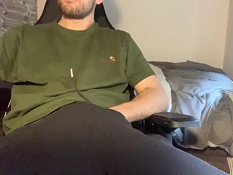 Snapshot of taallguyy_196 chatting on 28, 2, 2025 taallguyy 196 online show from 28, 2, 2025