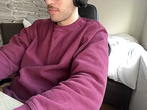 Snapshot of taallguyy_196 chatting on 16, 3, 2025 taallguyy 196 online show from 16, 3, 2025