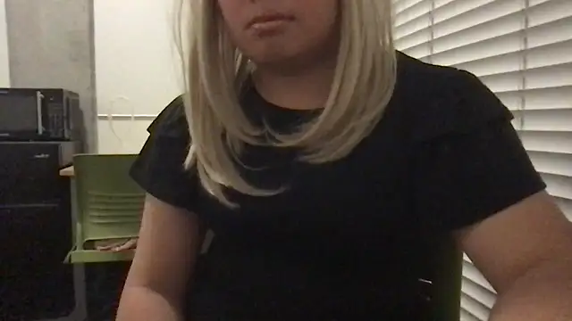 Snapshot of Jessica-Aine chatting on 8, 12, 2024 Jessica-Aine online show from 8, 12, 2024