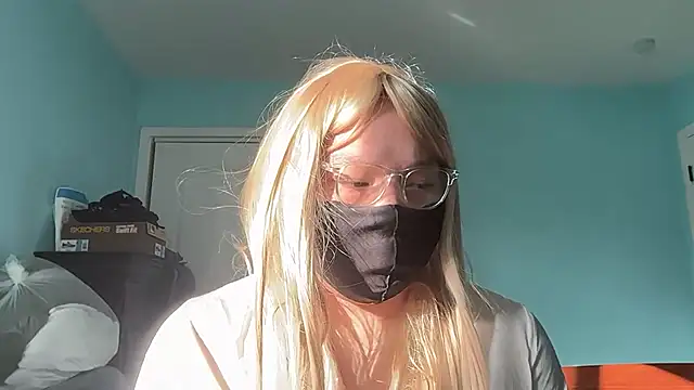 Jessica-Aine online show from 24, 10, 2025