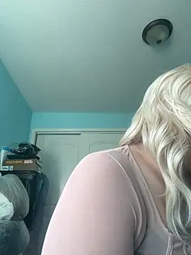 Jessica-Aine online show from 8, 11, 2025