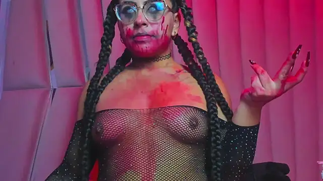 Freya Miller  online show from 25, 10, 2025