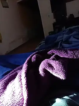 carloshot31 online show from 9, 2, 2026