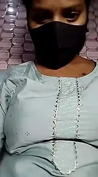 Snapshot of Shivani_Tivari chatting on 26, 12, 2024 Shivani Tivari online show from 26, 12, 2024