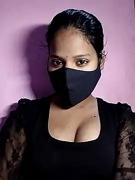 Snapshot of Shivani_Tivari chatting on 3, 1, 2025 Shivani Tivari online show from 3, 1, 2025