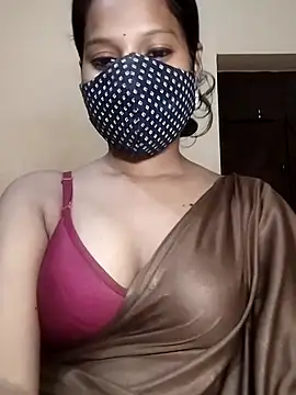 Snapshot of Shivani_Tivari chatting on 6, 10, 2025 Shivani Tivari online show from 6, 10, 2025