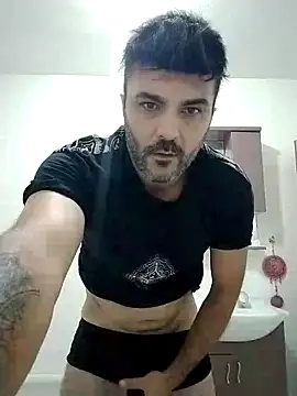 Snapshot of hot_man_eray chatting on 10, 9, 2025 hot man eray online show from 10, 9, 2025