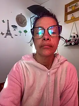 Snapshot of Goddess-Love- chatting on 1, 11, 2025 Goddess-Love- online show from 1, 11, 2025