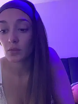 BadgirlLuna online show from 9, 1, 2025