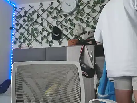 MarceloMilk online show from 1, 11, 2025