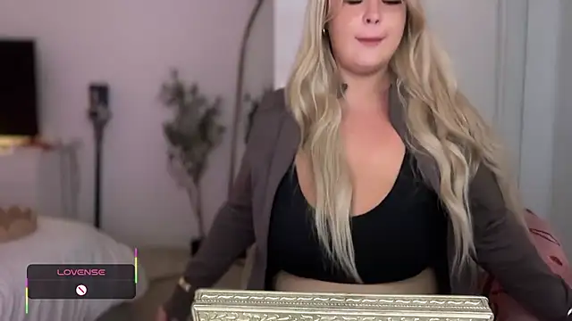 blairbella online show from 23, 9, 2025