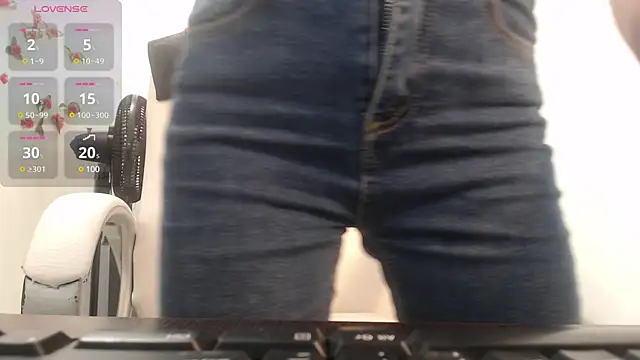 ariana crazzy online show from 24, 1, 2025