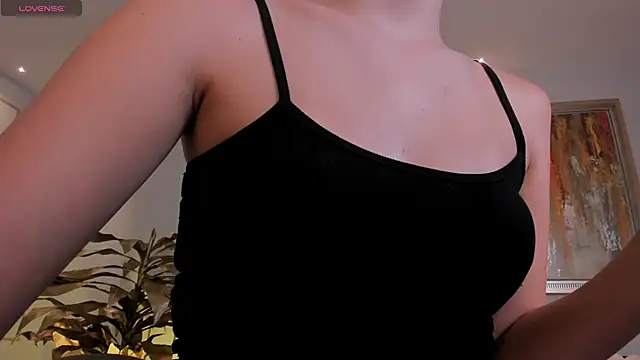 KaiaFerreira online show from 28, 11, 2025