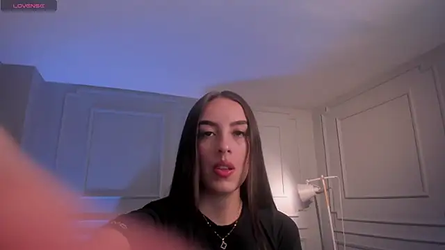 KaiaFerreira online show from 11, 2, 2026