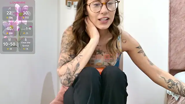 Emmy petit online show from 24, 2, 2026