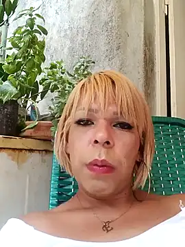 blondebitchlitle online show from 17, 1, 2025