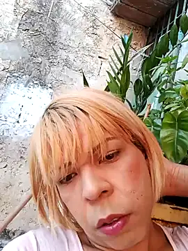 blondebitchlitle online show from 2, 2, 2025