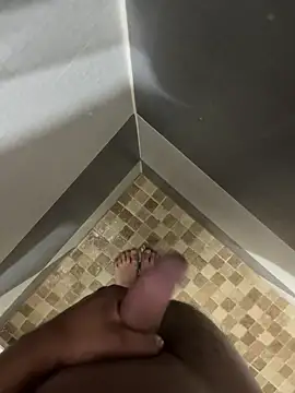 Snapshot of mylovetr1 chatting on 11, 3, 2025 mylovetr1 online show from 11, 3, 2025