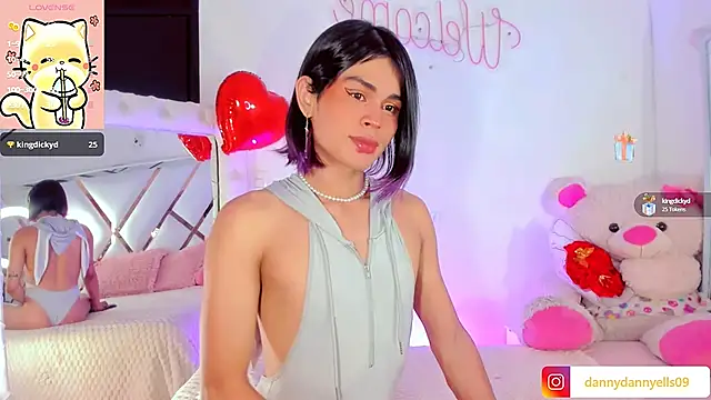 Snapshot of sweet_dannyfem chatting on 15, 2, 2025 sweet dannyfem online show from 15, 2, 2025