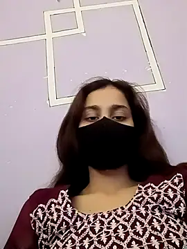 magicmoment00786 online show from 7, 11, 2025