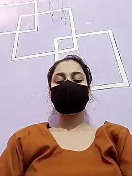 magicmoment00786 online show from 13, 11, 2025