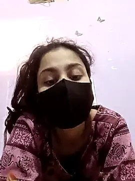 magicmoment00786 online show from 18, 11, 2025