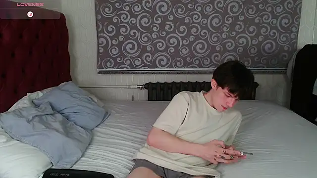 iwillfall online show from 8, 4, 2026