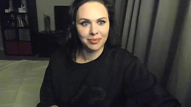 Snapshot of MollyCheiz chatting on 9, 3, 2025 MollyCheiz online show from 9, 3, 2025