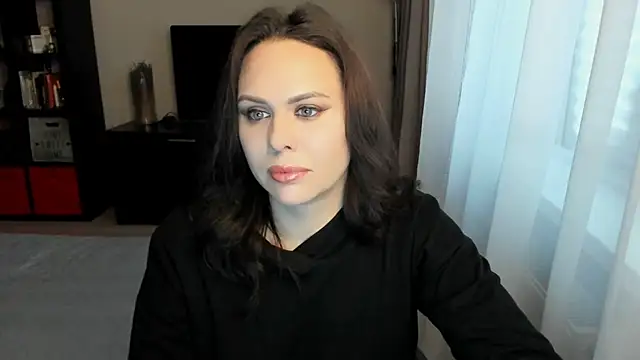 MollyCheiz online show from 9, 11, 2025