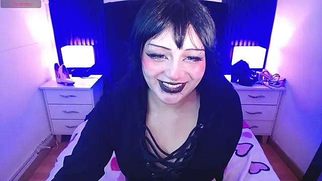 Snapshot of honney_dark chatting on 1, 2, 2025 honney dark online show from 1, 2, 2025