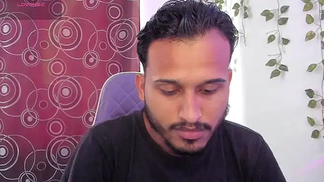 Raf brunette online show from 10, 10, 2025