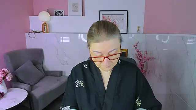 AlexandraKind online show from 19, 12, 2025