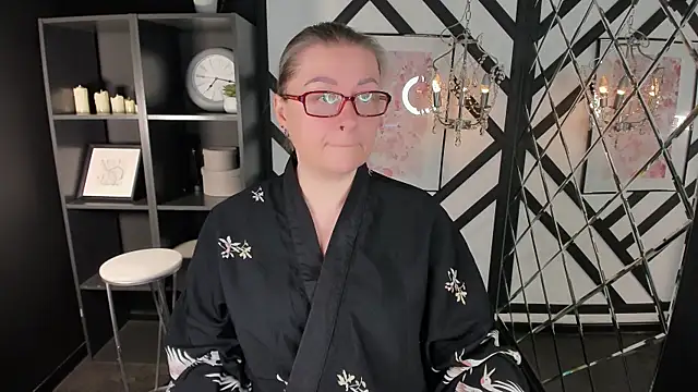 AlexandraKind online show from 6, 1, 2026