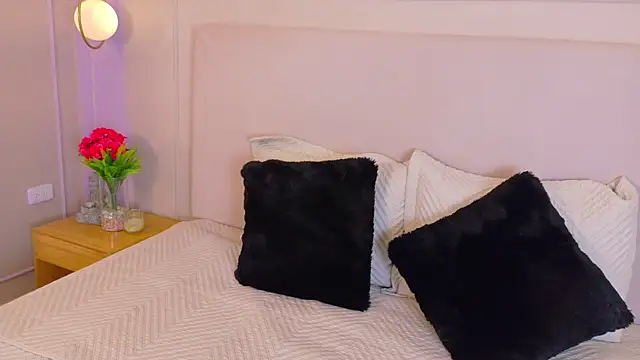 EymiCuper online show from 22, 9, 2025