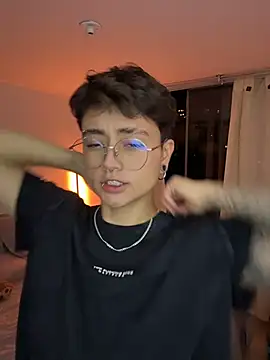 Chriss gomez2 online show from 11, 1, 2026