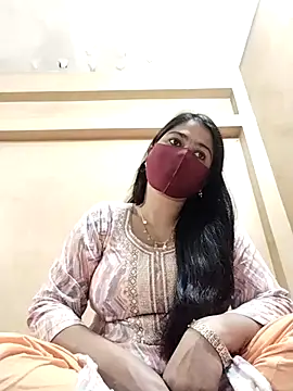 Magical Girl- online show from 5, 3, 2025