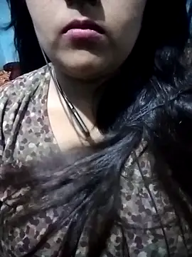Snapshot of Love-Veronica chatting on 25, 4, 2026 Love-Veronica online show from 25, 4, 2026