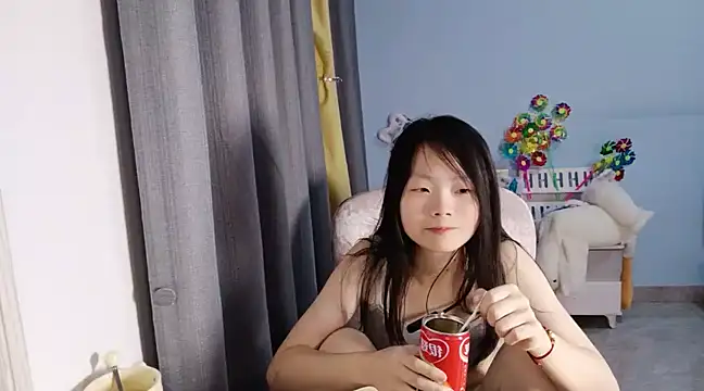 Lena-yyds online show from 18, 2, 2025
