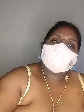 Snapshot of Sexy_Radhikaa chatting on 13, 2, 2025 Sexy Radhikaa online show from 13, 2, 2025