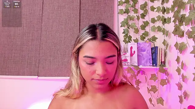 Snapshot of Annebull_ chatting on 2, 2, 2025 Annebull online show from 2, 2, 2025