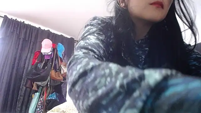 princehermosa44 online show from 21, 10, 2025