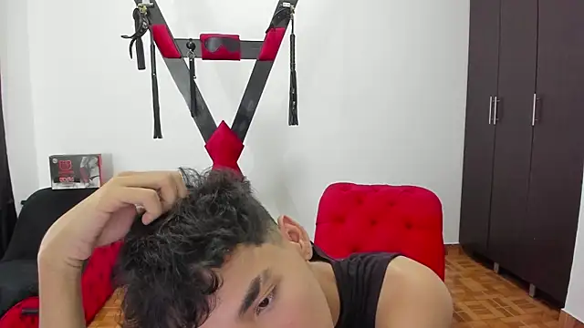 Snapshot of Harry_LatinBoy chatting on 8, 1, 2025 Harry LatinBoy online show from 8, 1, 2025